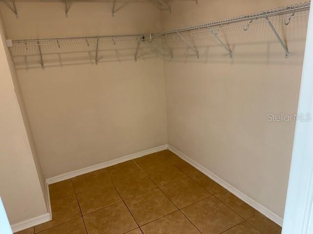 Image 19 of 26 For 7017 Island Queen Court