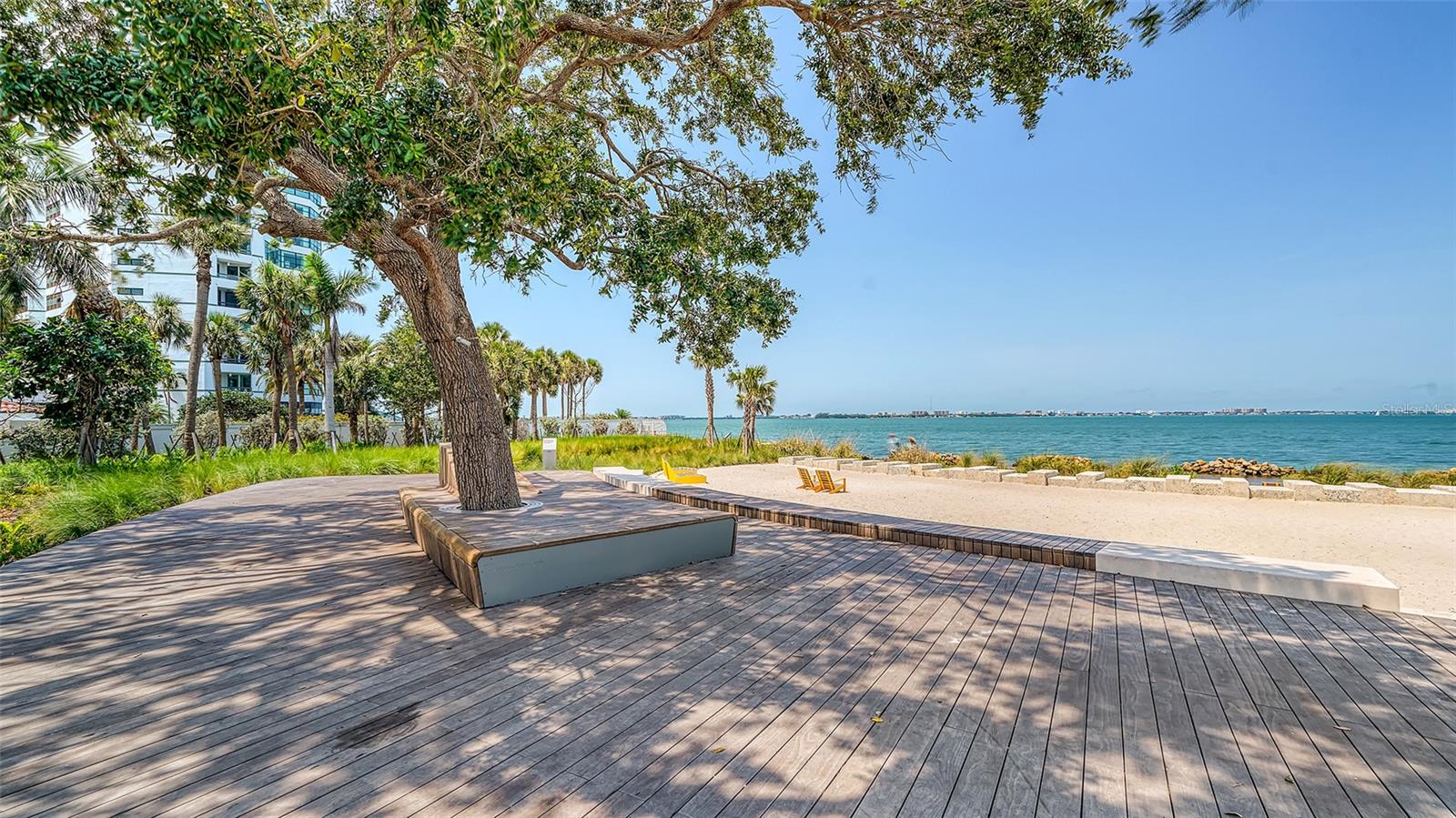 Image 40 of 60 For 988 Blvd Of The Arts  1214