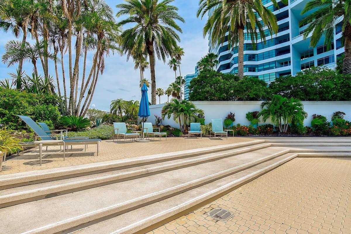 Image 54 of 60 For 988 Blvd Of The Arts  1214