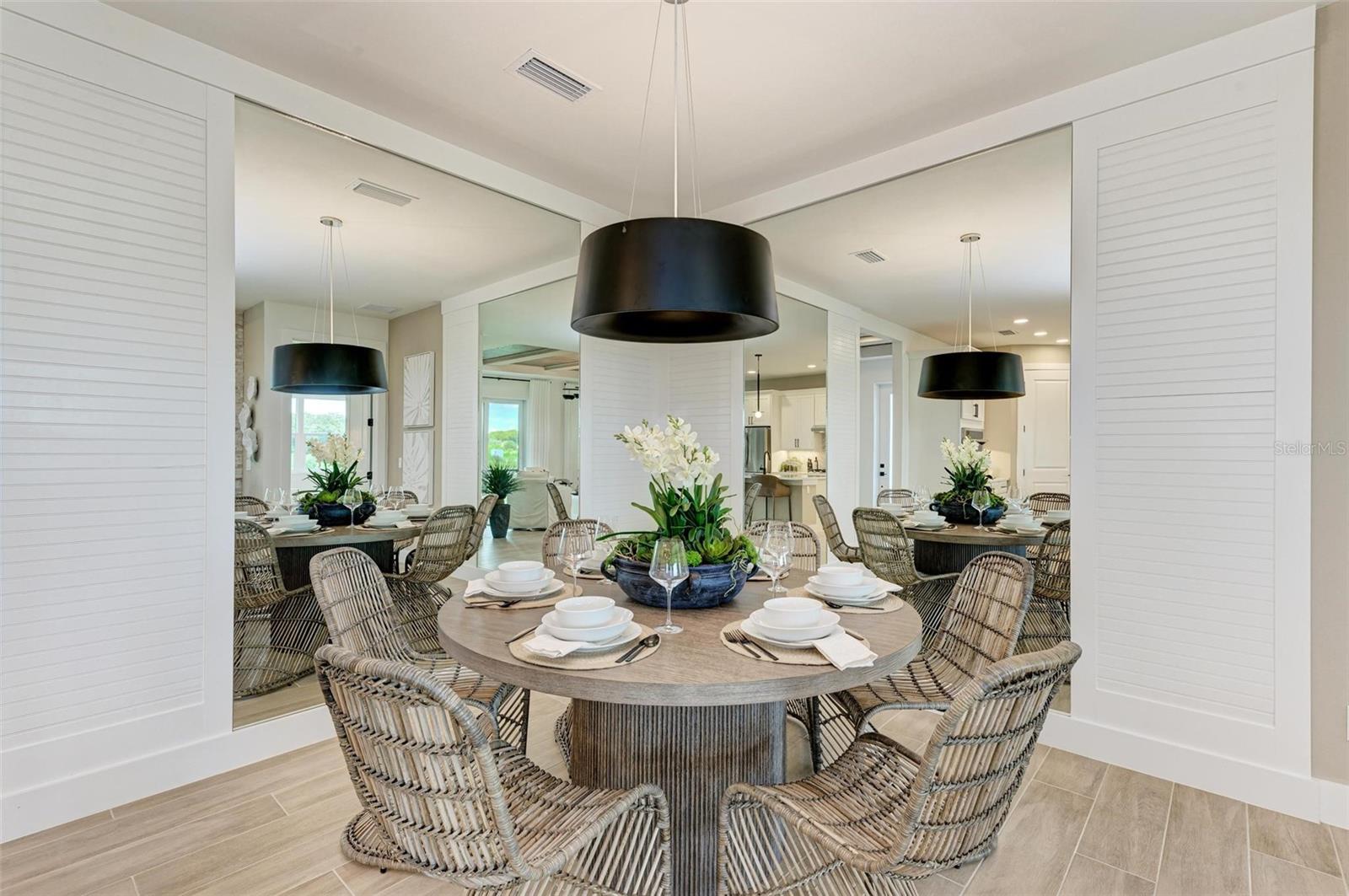 Image 12 of 31 For 10016 Rembrandt Way 101