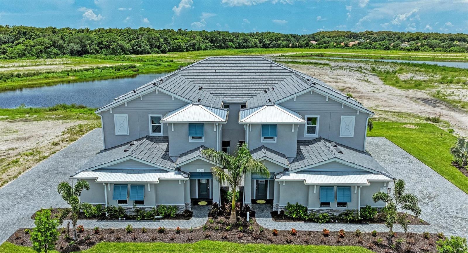 Image 3 of 31 For 10016 Rembrandt Way 101