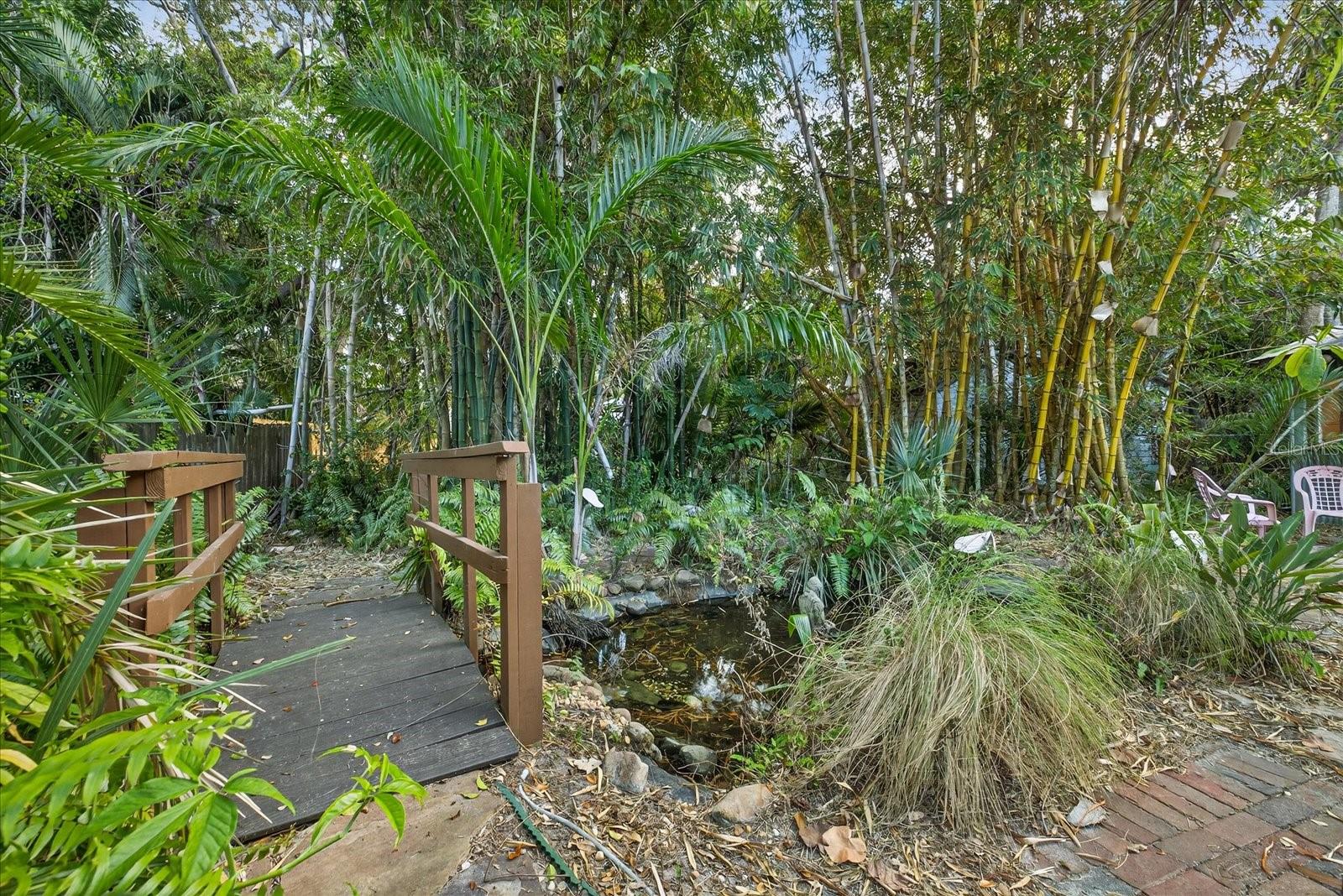 Image 32 of 45 For 1019 10th Avenue W