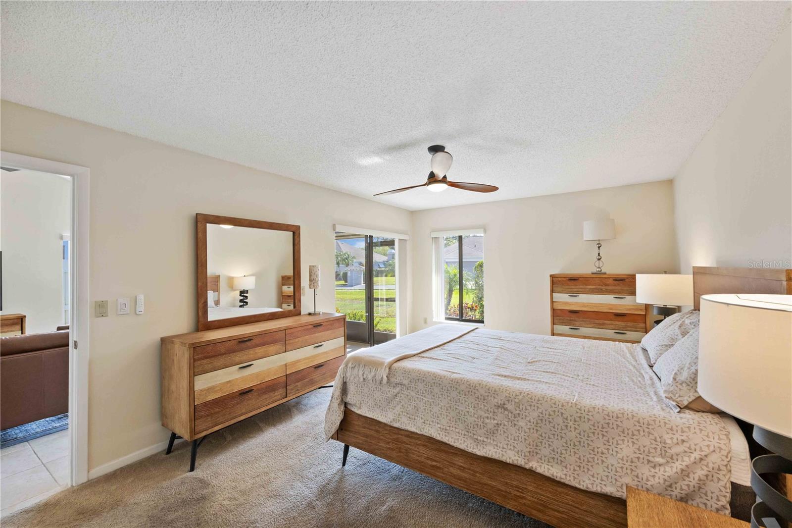 Image 23 of 56 For 5370 Myrtle Wood  56