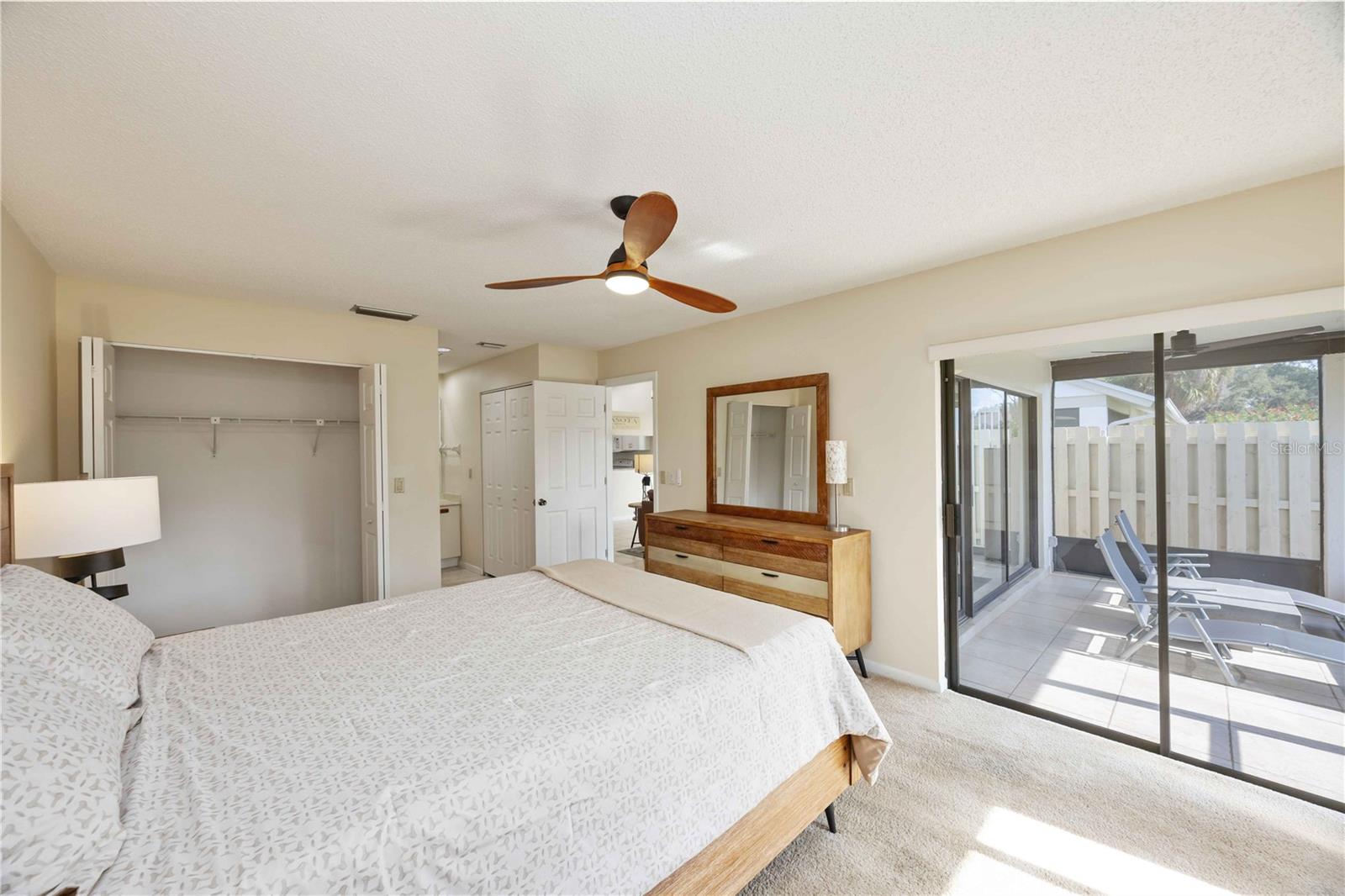 Image 25 of 56 For 5370 Myrtle Wood  56