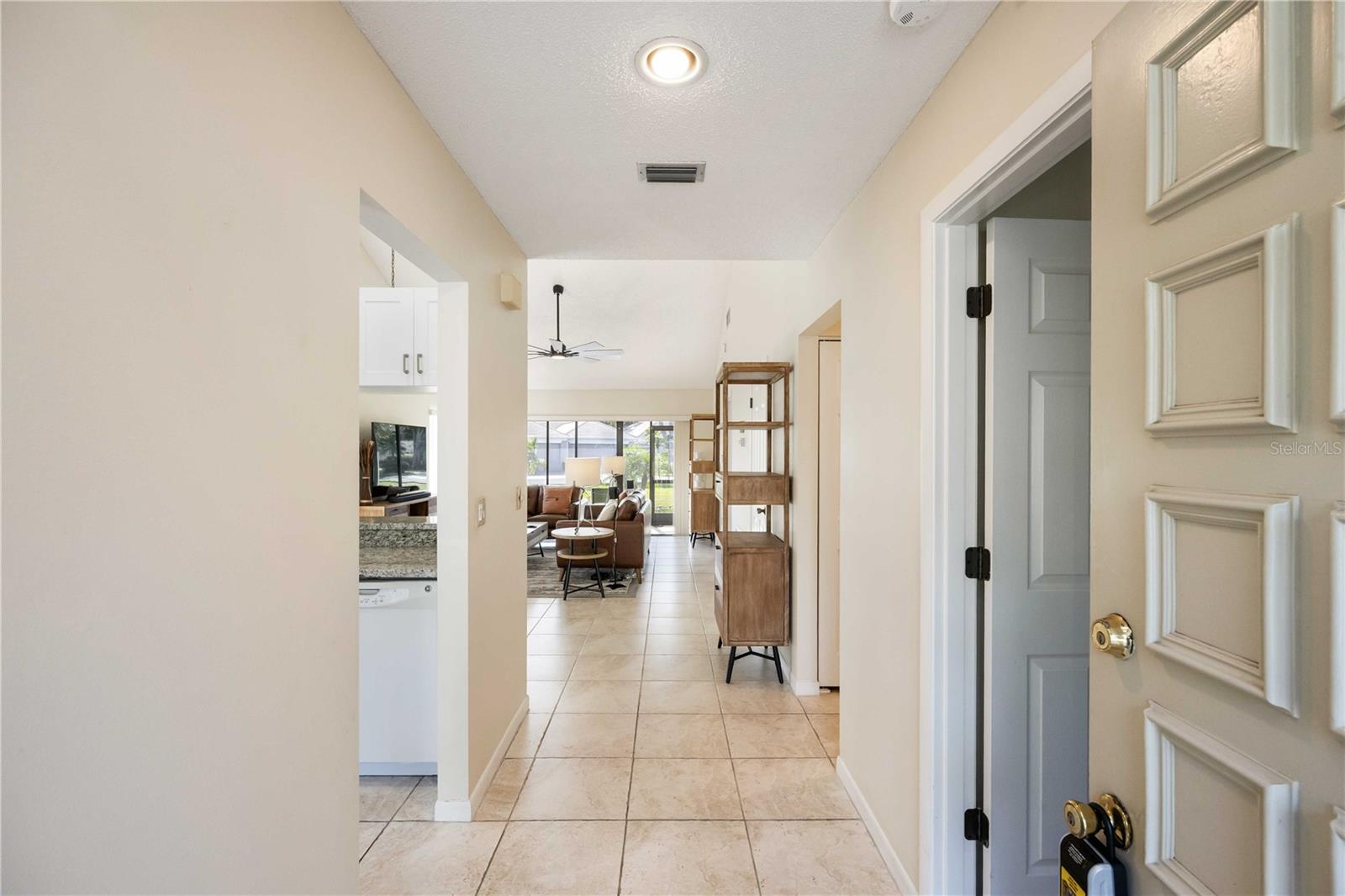 Image 4 of 56 For 5370 Myrtle Wood  56