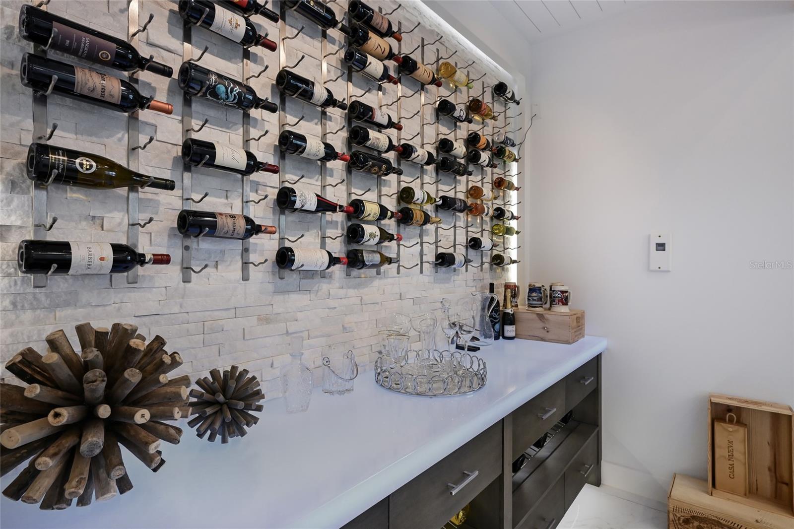 Image 11 of 78 For 700 Regatta Way