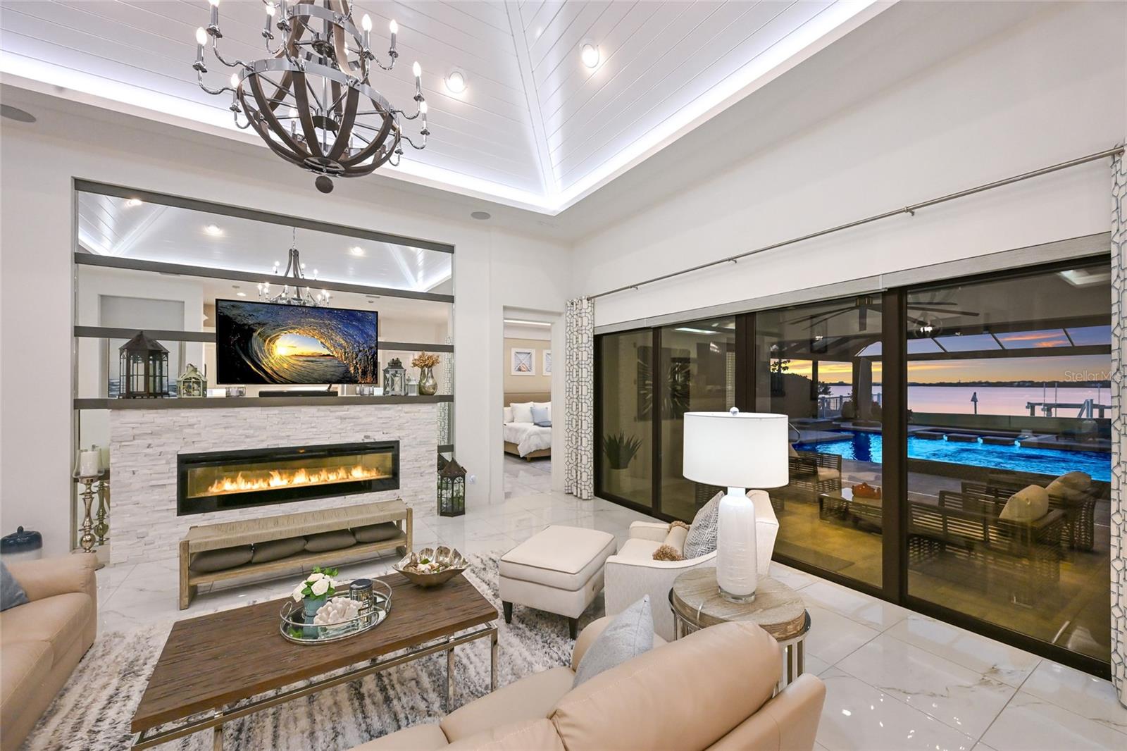 Image 16 of 78 For 700 Regatta Way