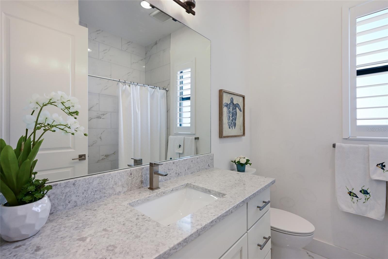 Image 32 of 78 For 700 Regatta Way