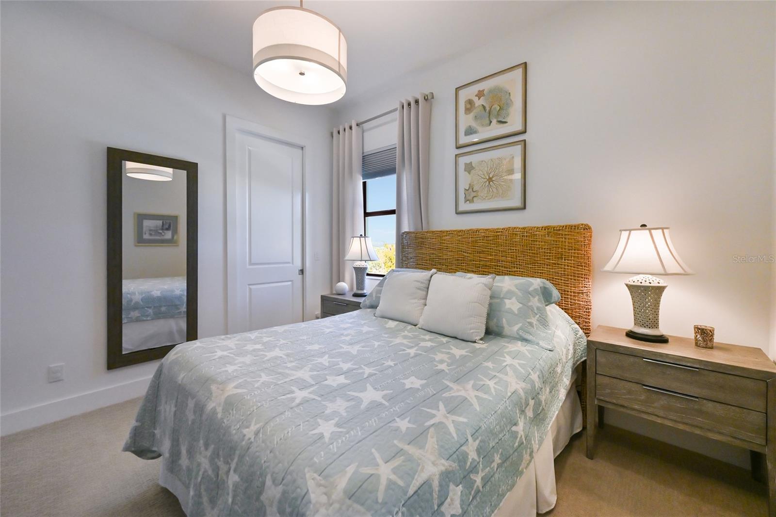 Image 33 of 78 For 700 Regatta Way