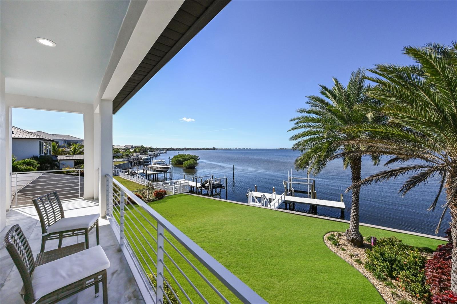 Image 49 of 78 For 700 Regatta Way