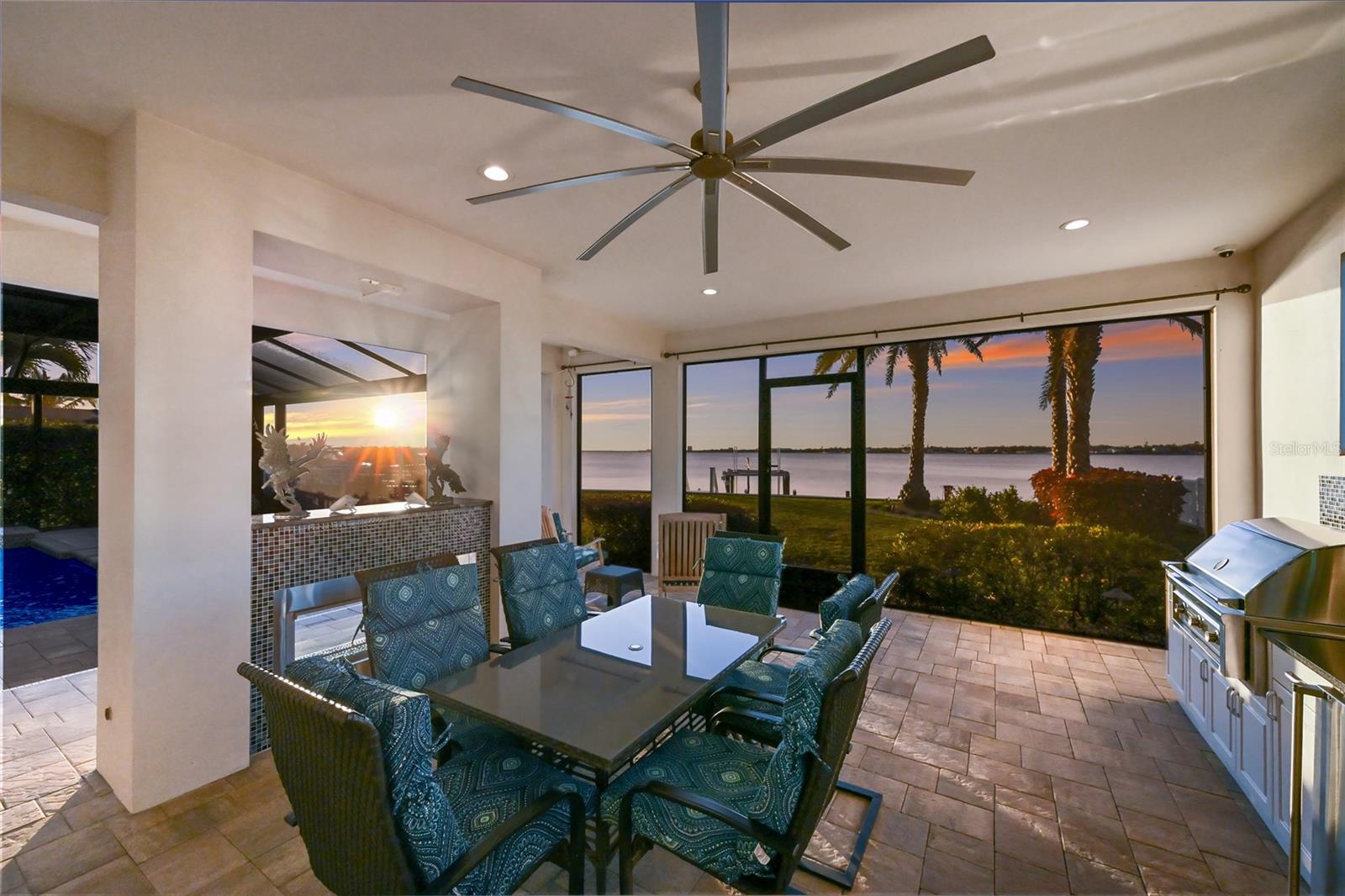 Image 63 of 78 For 700 Regatta Way