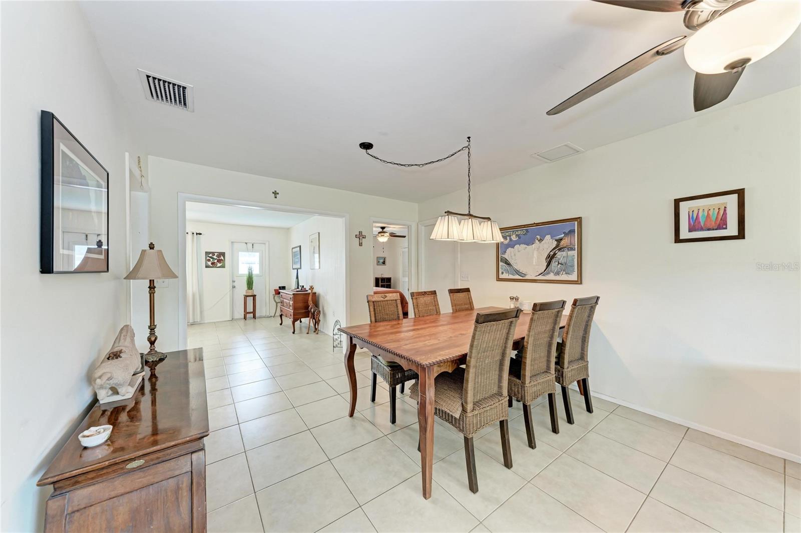 Image 13 of 40 For 3013 Yarmouth Drive W