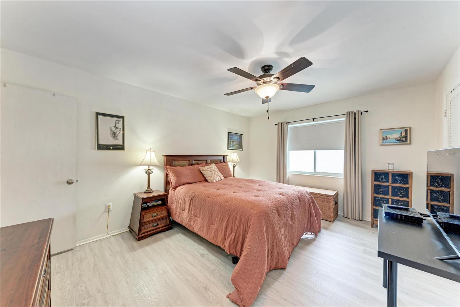 Image 18 of 40 For 3013 Yarmouth Drive W