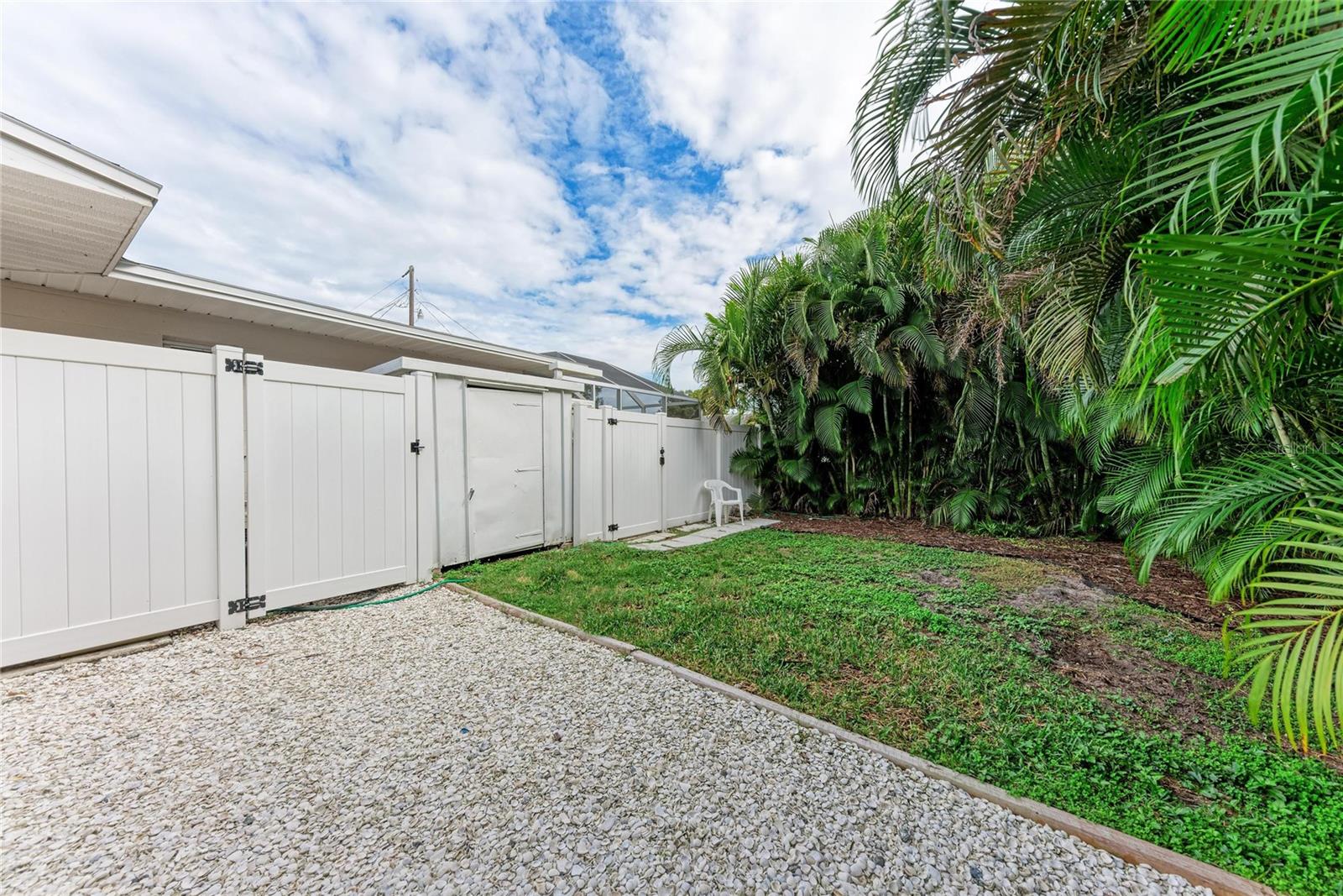 Image 30 of 40 For 3013 Yarmouth Drive W