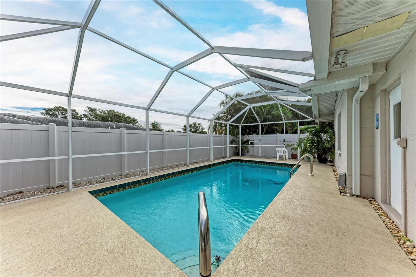 Image 36 of 40 For 3013 Yarmouth Drive W