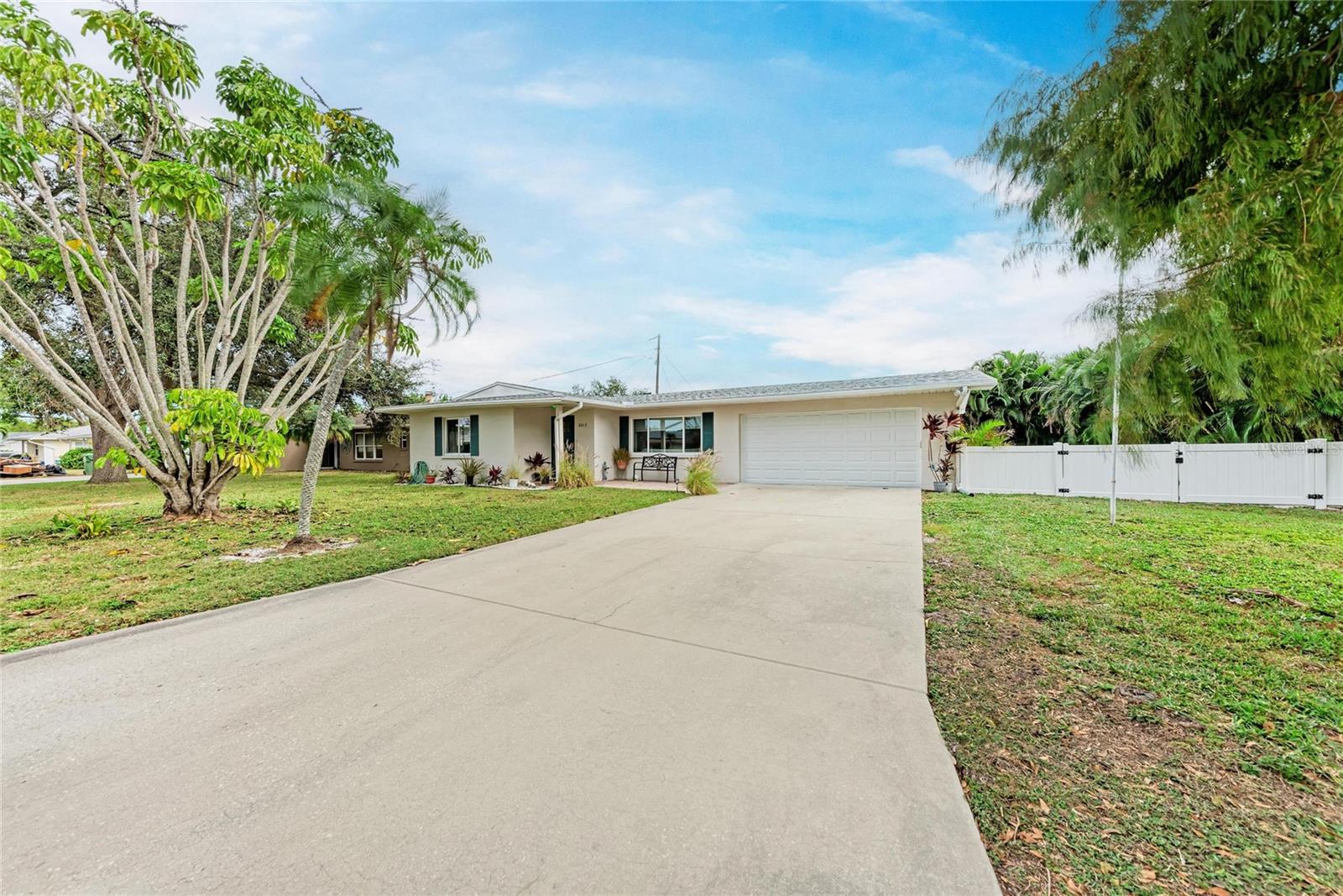 Image 38 of 40 For 3013 Yarmouth Drive W