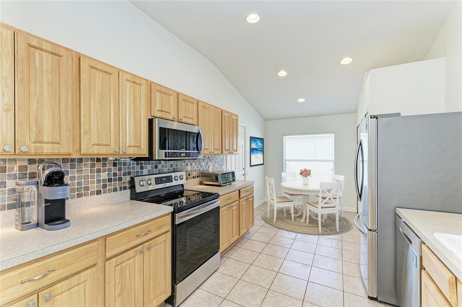 Image 8 of 48 For 9950 52nd Street E