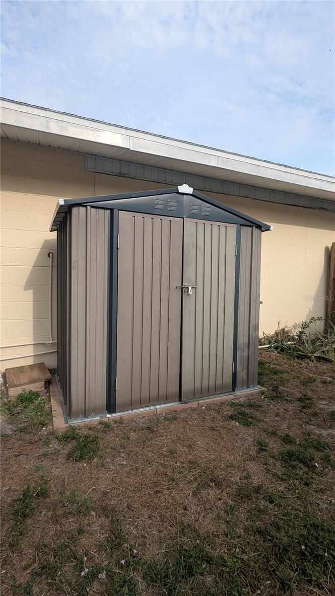 Image 13 of 17 For 4423 4th Avenue E