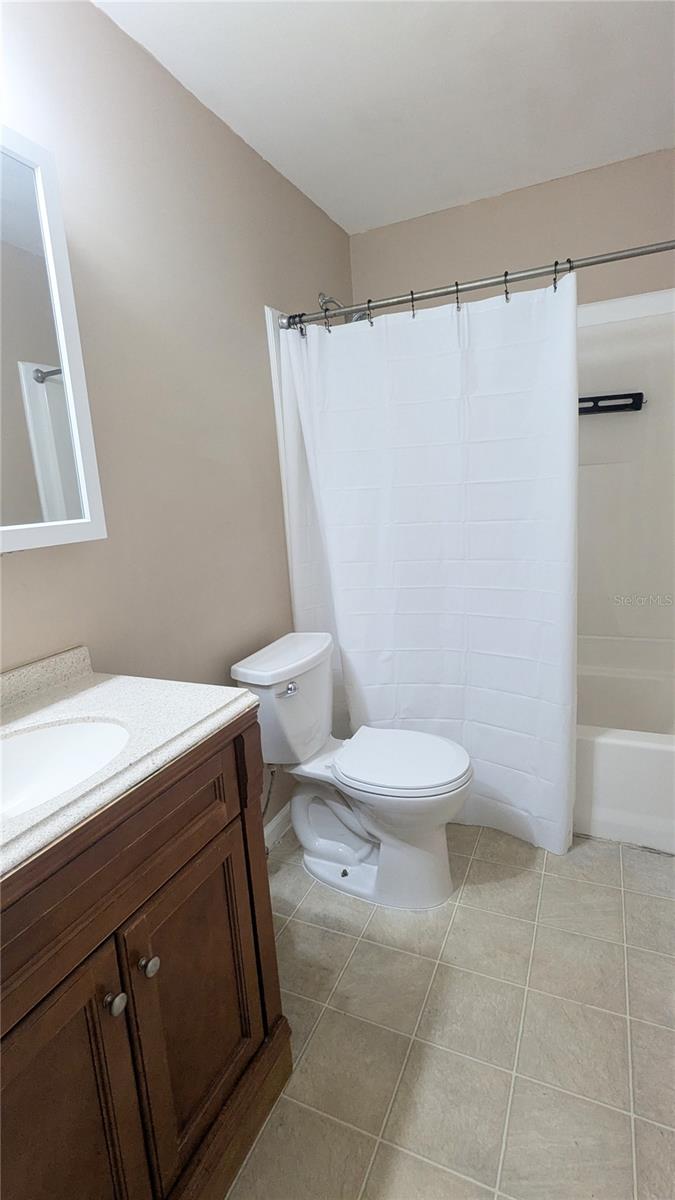 Image 7 of 17 For 4423 4th Avenue E