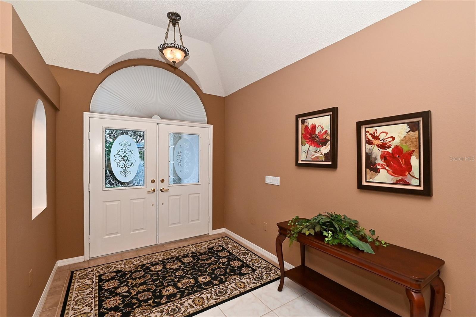 Image 18 of 53 For 3866 Surrey Court