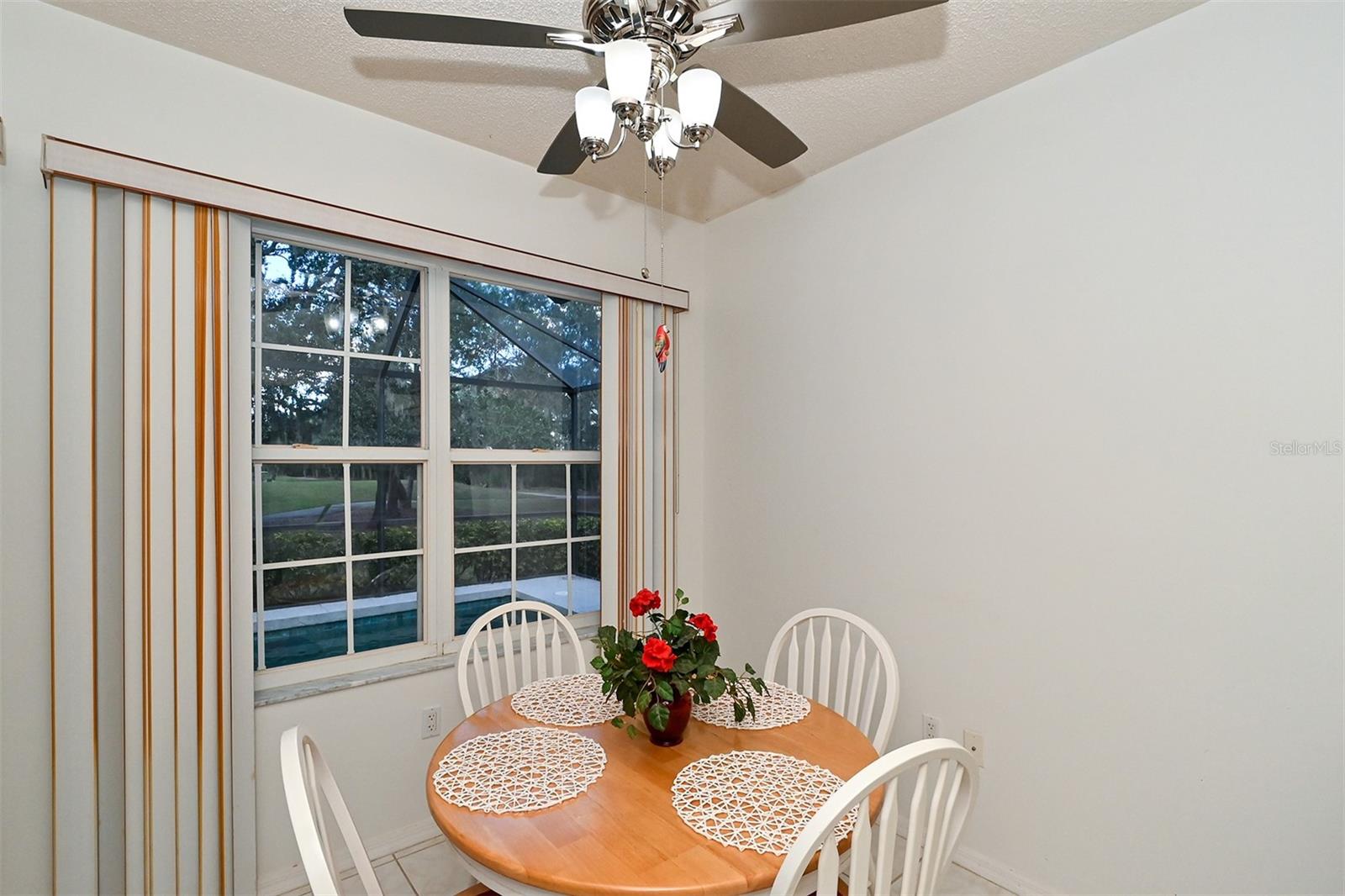 Image 20 of 53 For 3866 Surrey Court