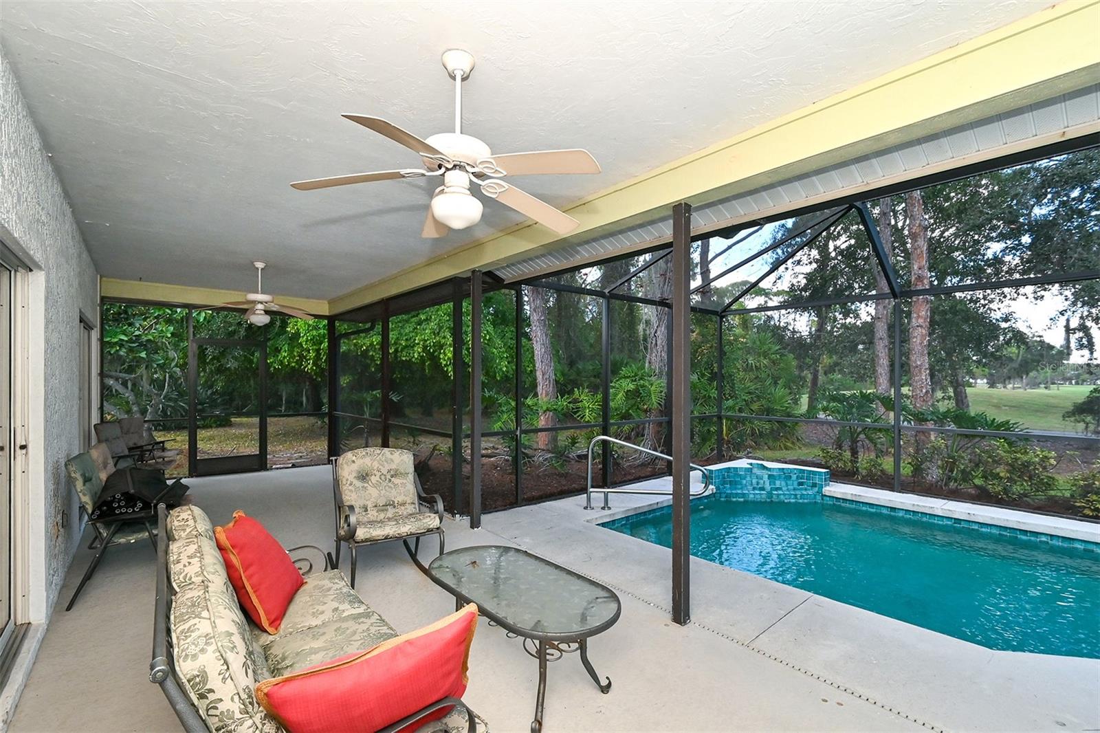 Image 41 of 53 For 3866 Surrey Court