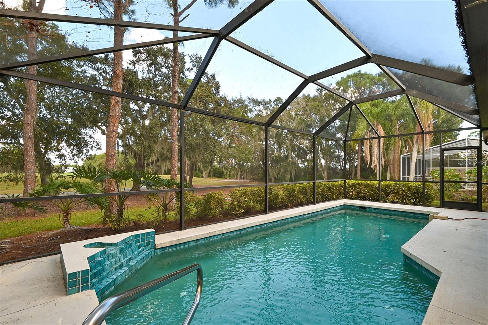 Image 44 of 53 For 3866 Surrey Court