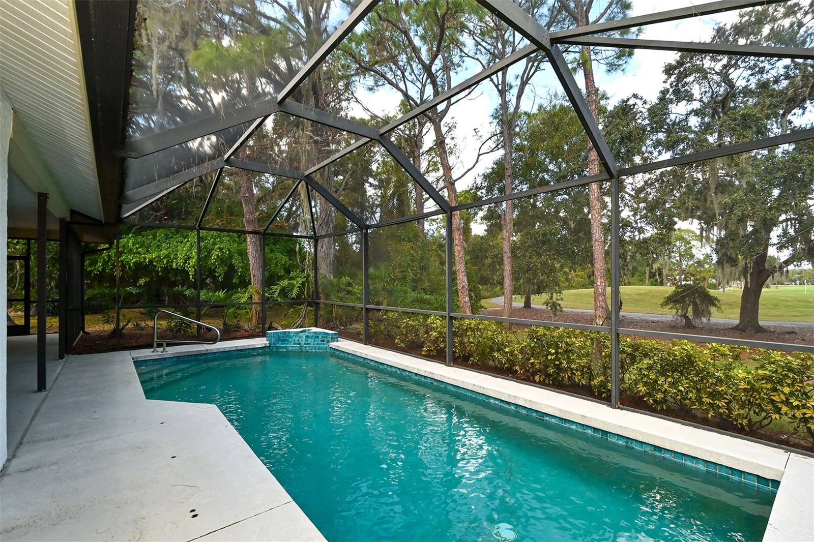 Image 45 of 53 For 3866 Surrey Court