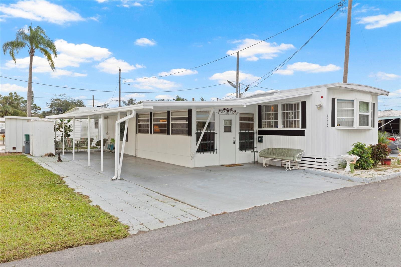 Image 2 of 20 For 4019 Oakwood