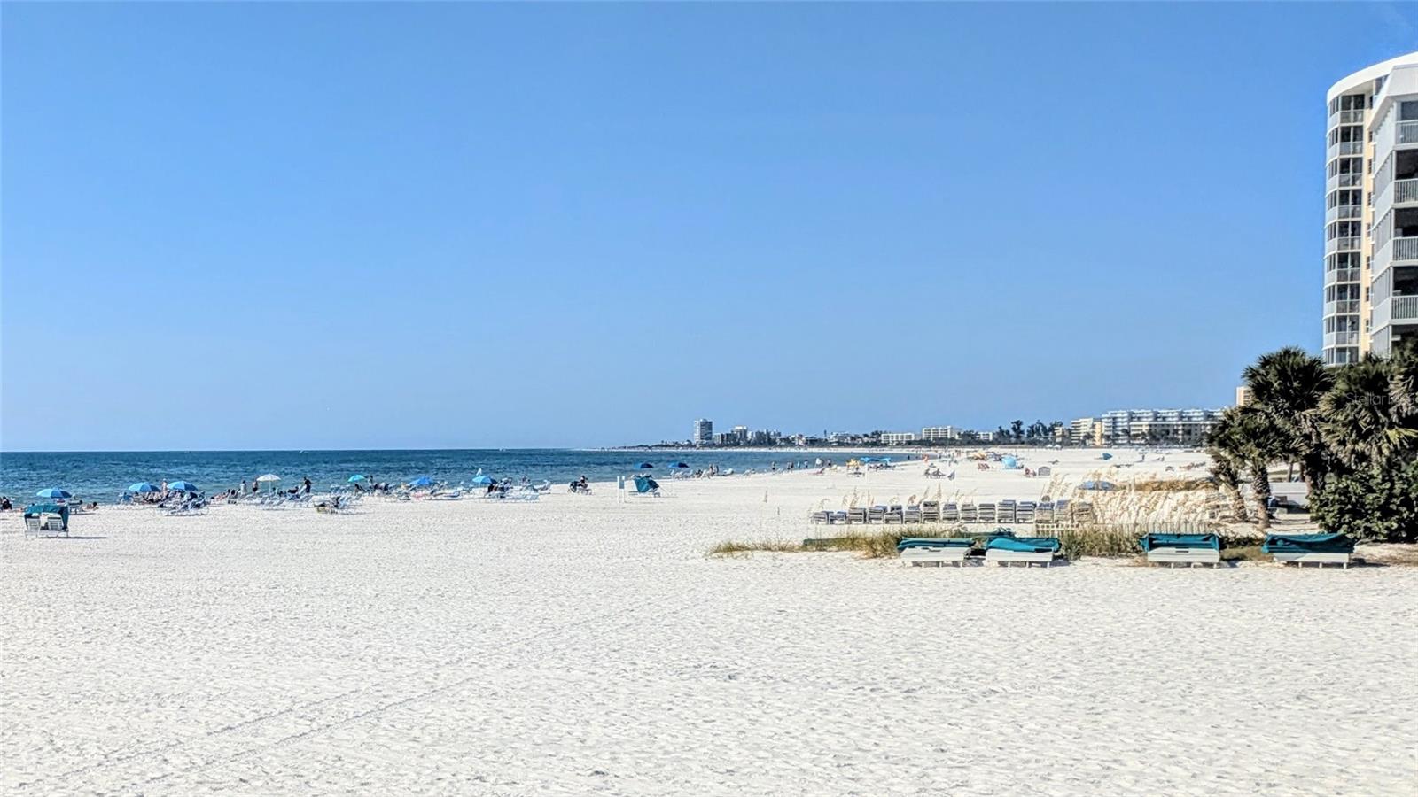 Image 25 of 49 For 6327 Midnight Pass Rd Road 999