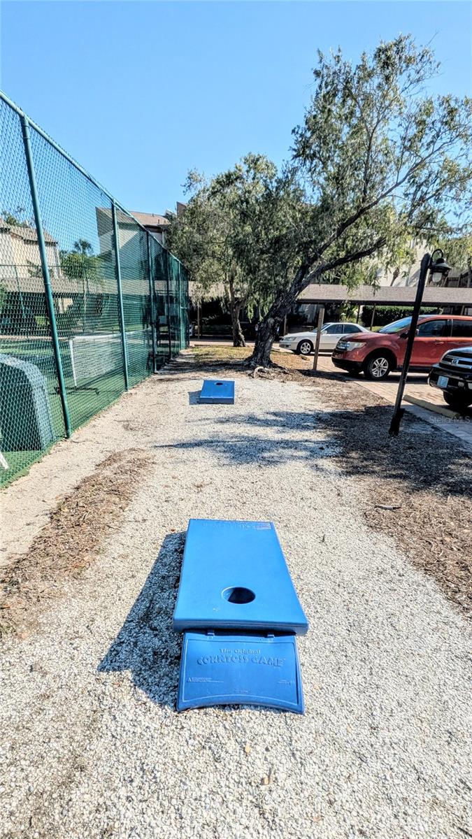 Image 35 of 49 For 6327 Midnight Pass Rd Road 999