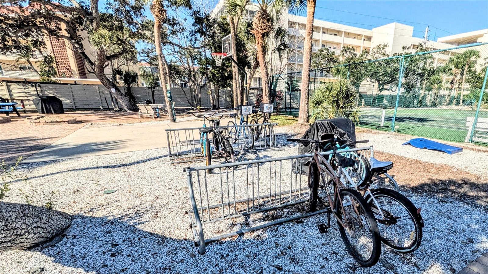 Image 36 of 49 For 6327 Midnight Pass Rd Road 999