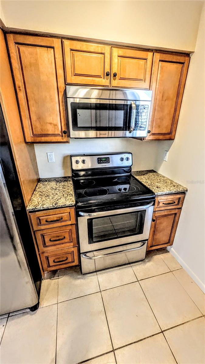 Image 5 of 49 For 6327 Midnight Pass Rd Road 999