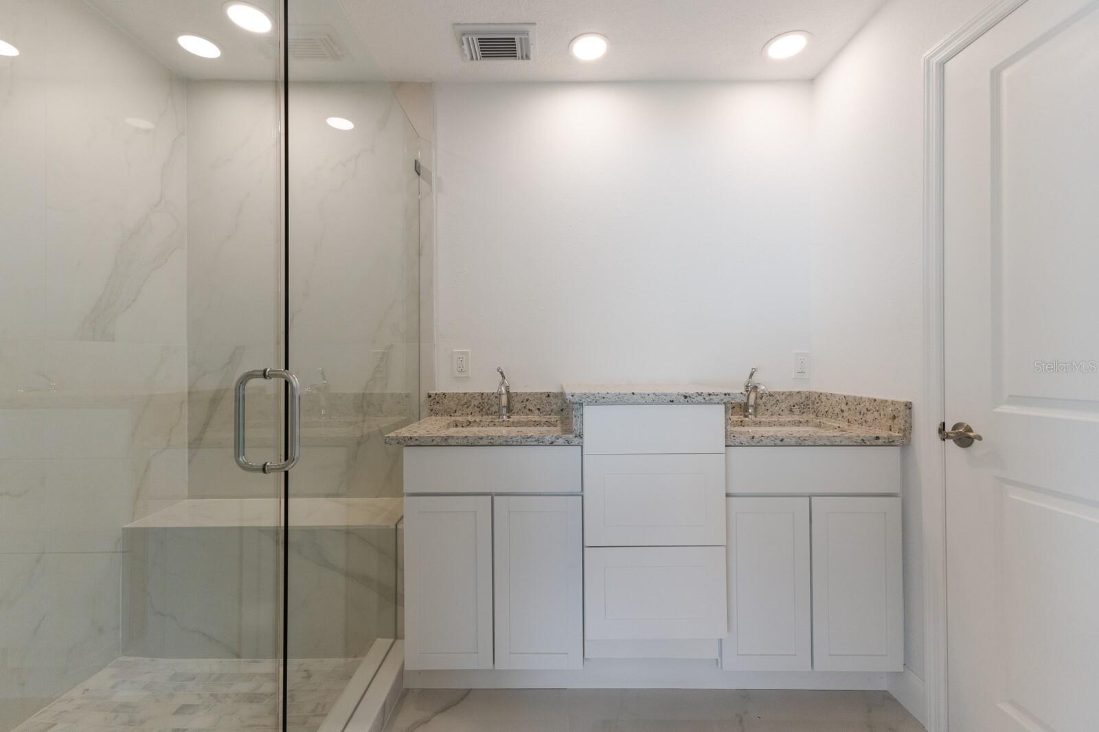 Image 23 of 35 For 4312 3rd Avenue Nw