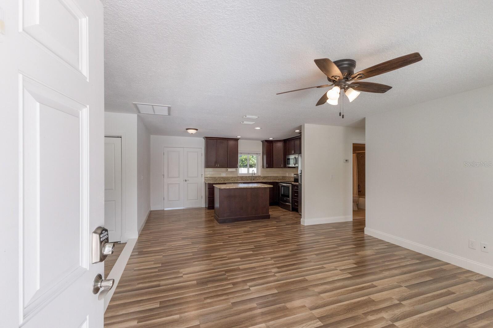 Image 5 of 35 For 4312 3rd Avenue Nw