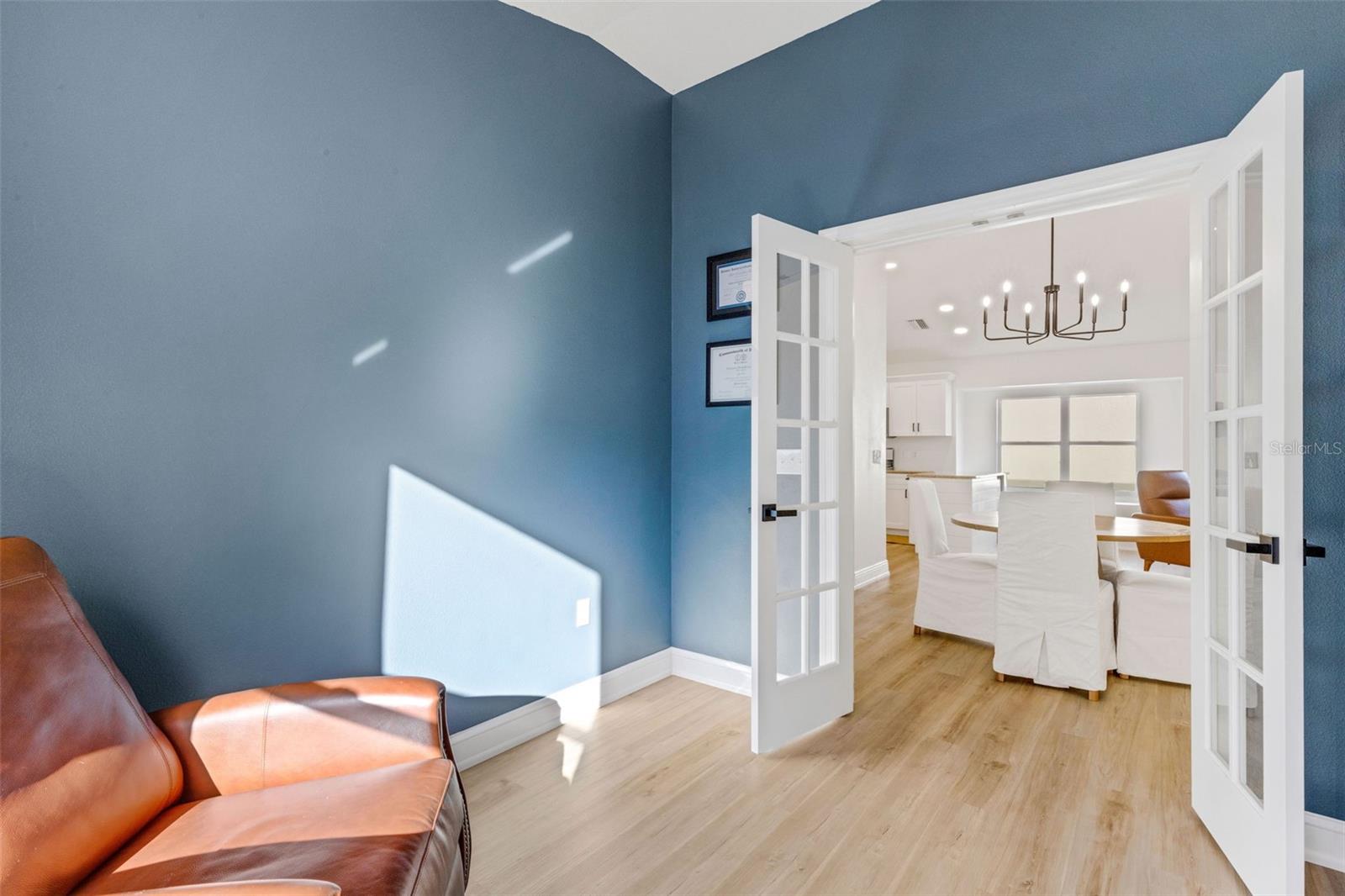 Image 10 of 47 For 6226 Blueflower Court