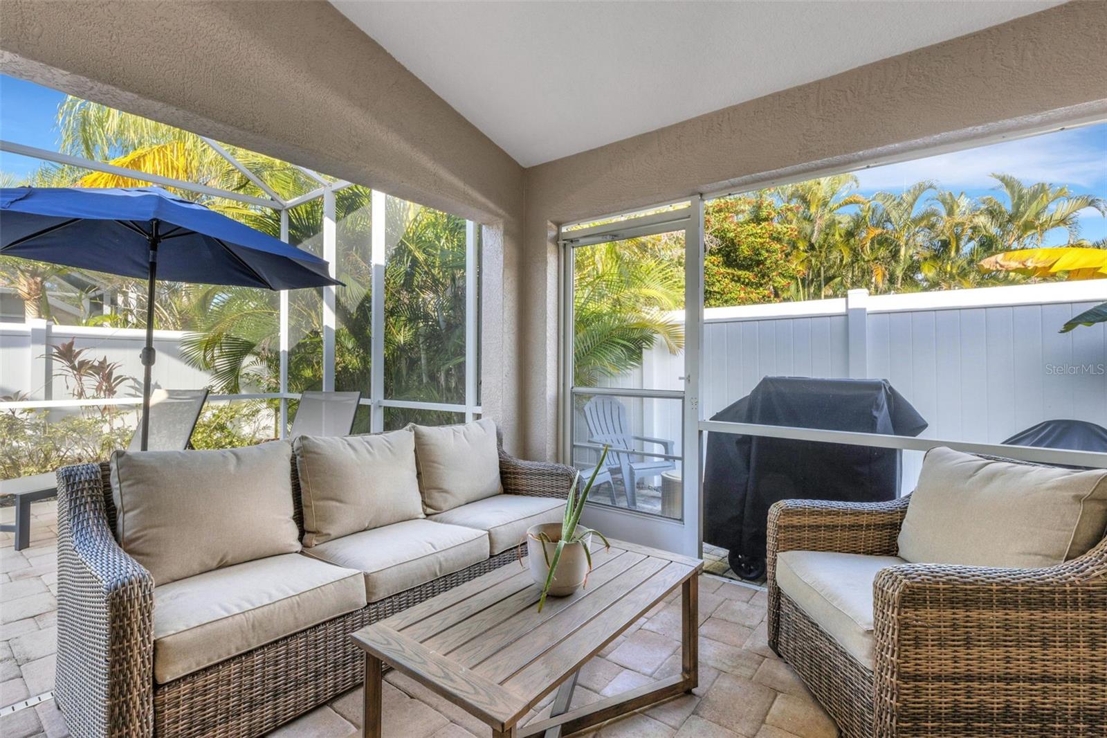 Image 40 of 47 For 6226 Blueflower Court