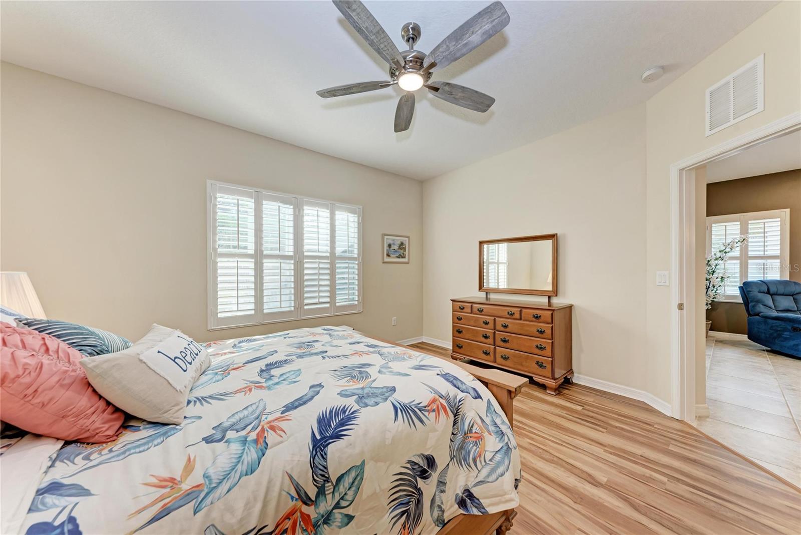 Image 11 of 32 For 4952 Maymont Park Circle