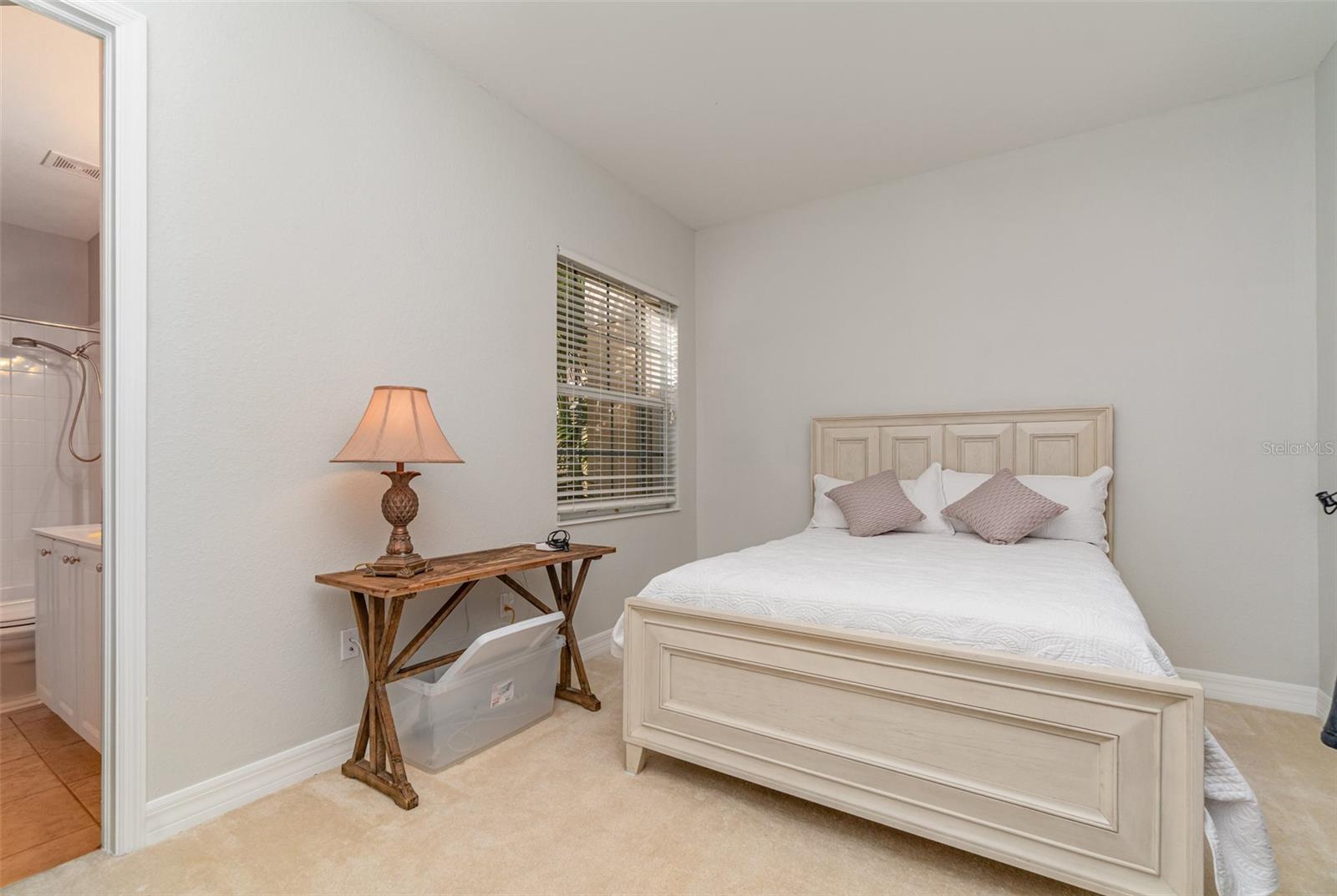 Image 16 of 33 For 6100 Jonathans Bay Circle 302