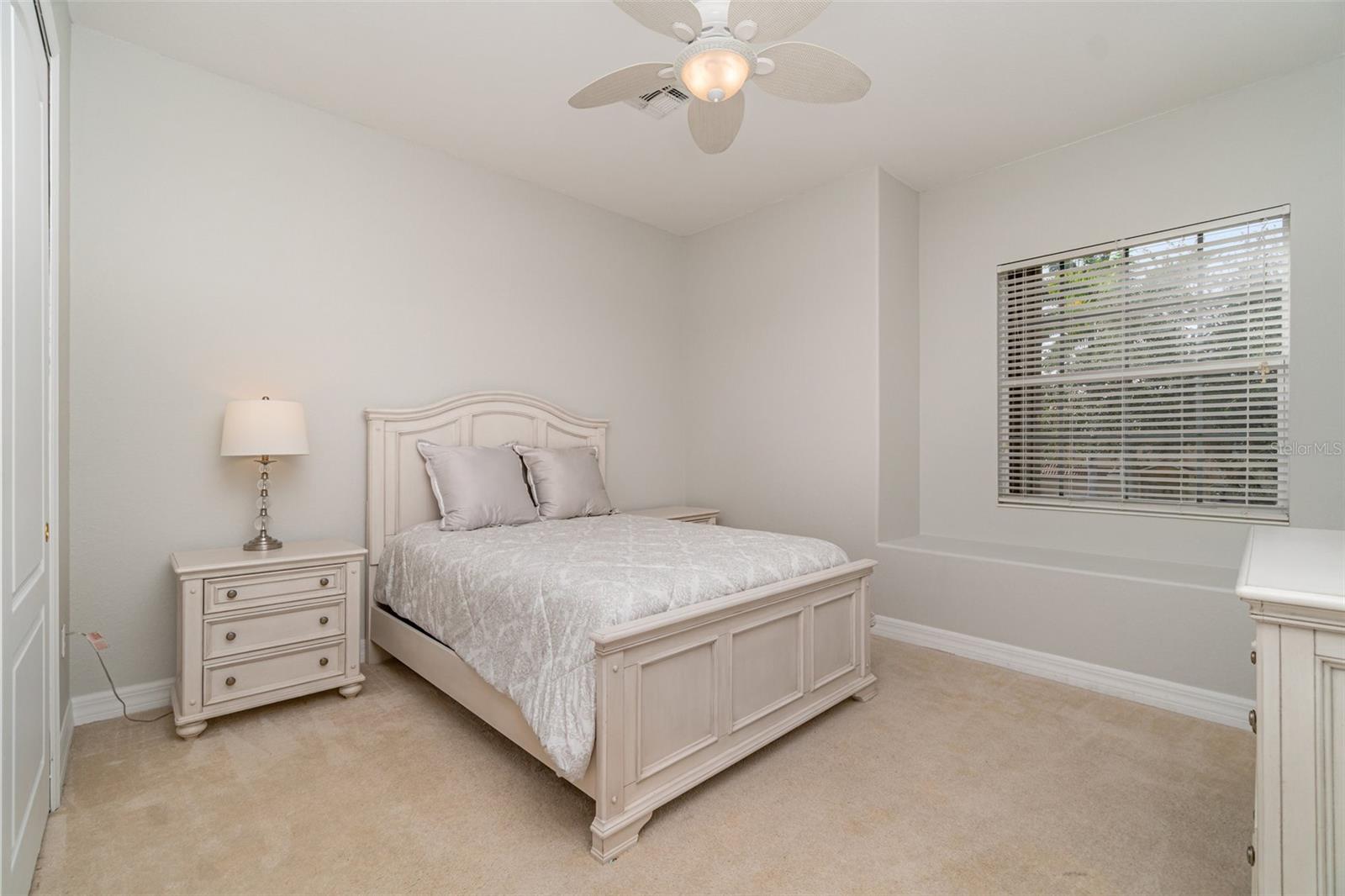 Image 17 of 33 For 6100 Jonathans Bay Circle 302