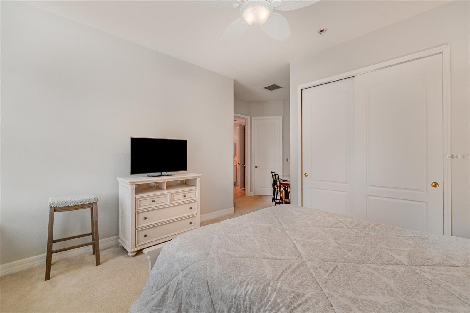 Image 18 of 33 For 6100 Jonathans Bay Circle 302