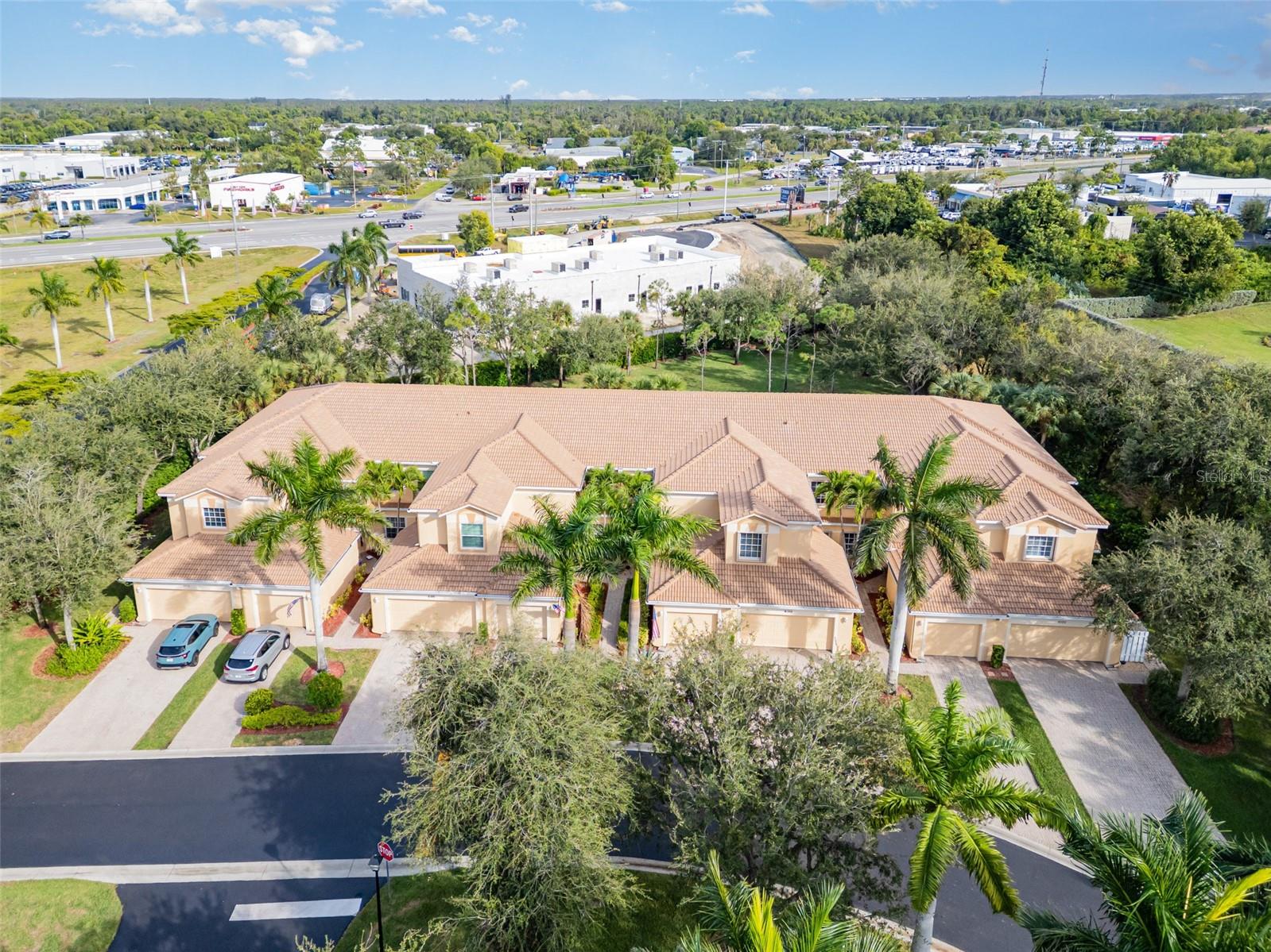 Image 28 of 33 For 6100 Jonathans Bay Circle 302