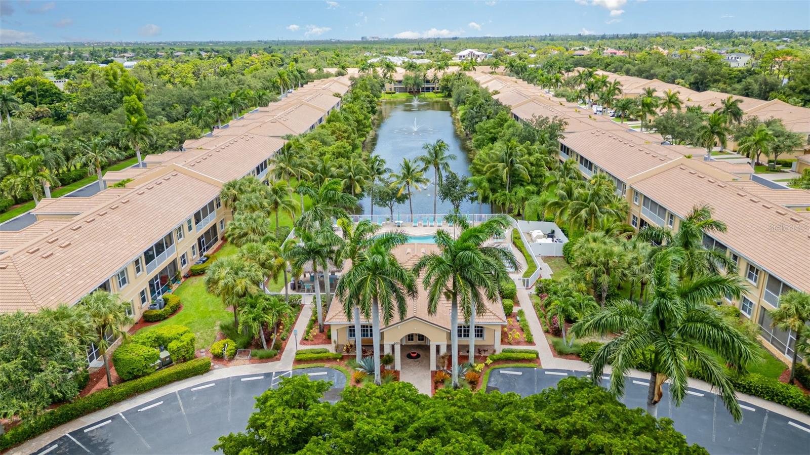 Image 32 of 33 For 6100 Jonathans Bay Circle 302