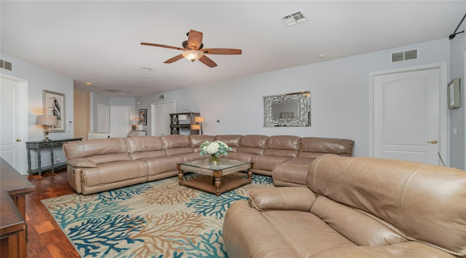 Image 8 of 33 For 6100 Jonathans Bay Circle 302