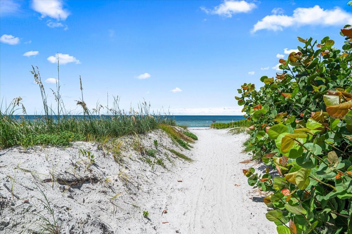 Image 39 of 53 For 110 Vista Hermosa Circle 106b