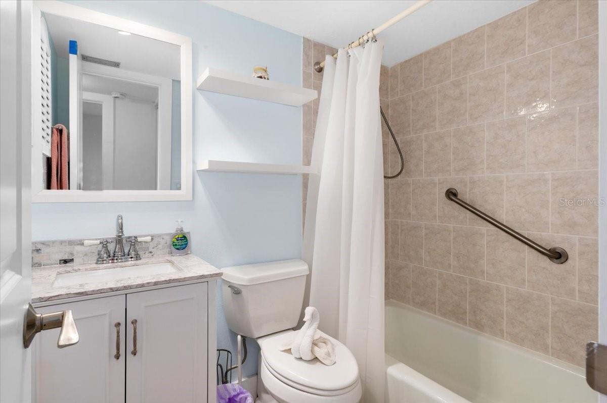 Image 9 of 53 For 110 Vista Hermosa Circle 106b