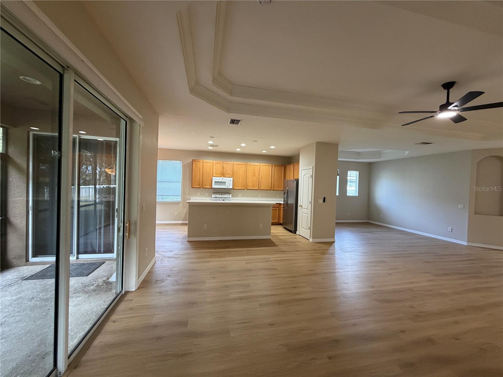 Image 23 of 65 For 12418 24th Street E