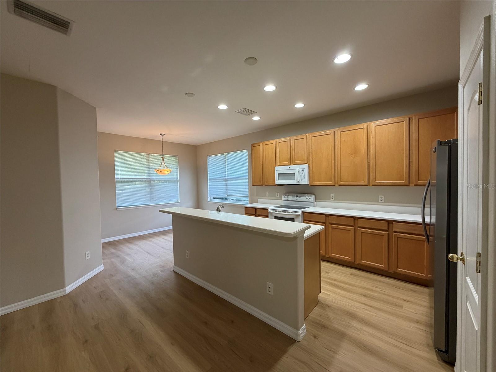 Image 25 of 65 For 12418 24th Street E