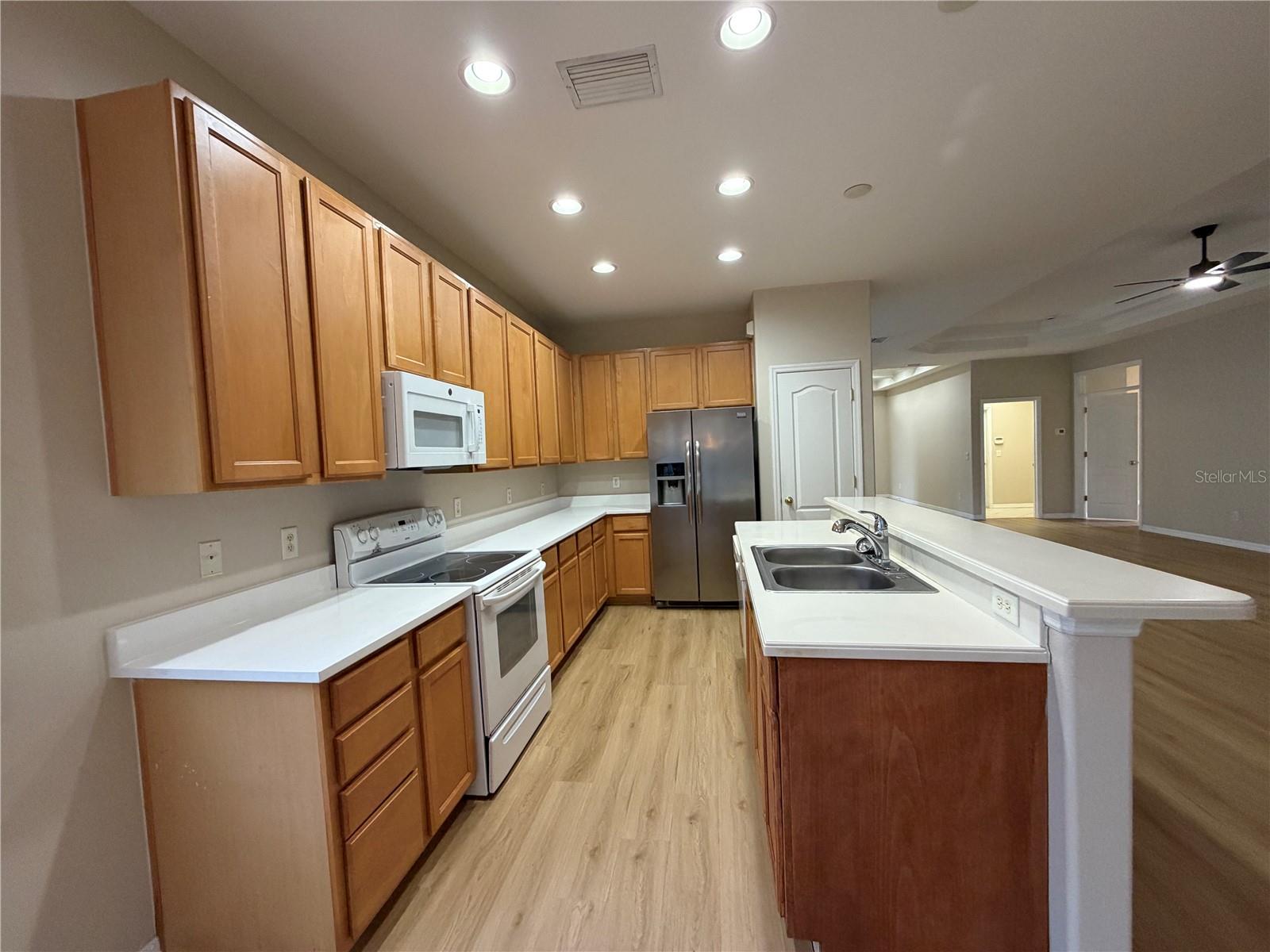 Image 29 of 65 For 12418 24th Street E