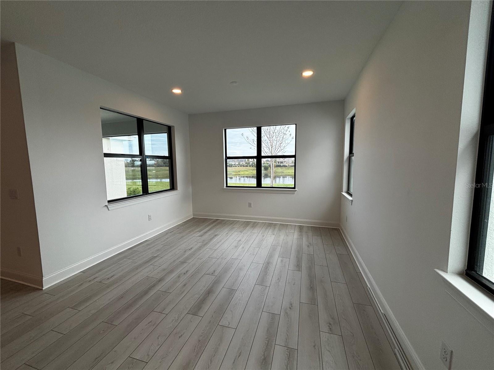 Image 17 of 32 For 5770 Freestone Circle